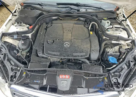 2012 Mercedes-Benz E 350 z USA, uszkodzony, nr VIN WDDHF5KB9CA529979